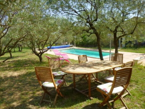 Hotels in La Motte-D'aigues